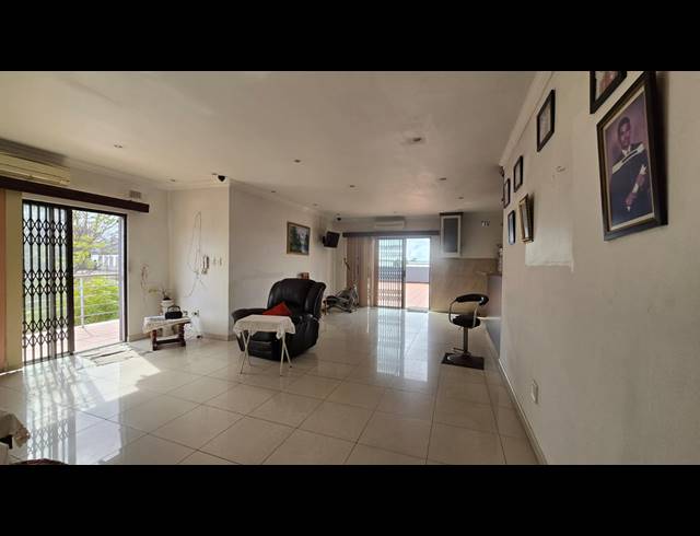 850M² BUILDING FOR SALE IN DAWNSIDE